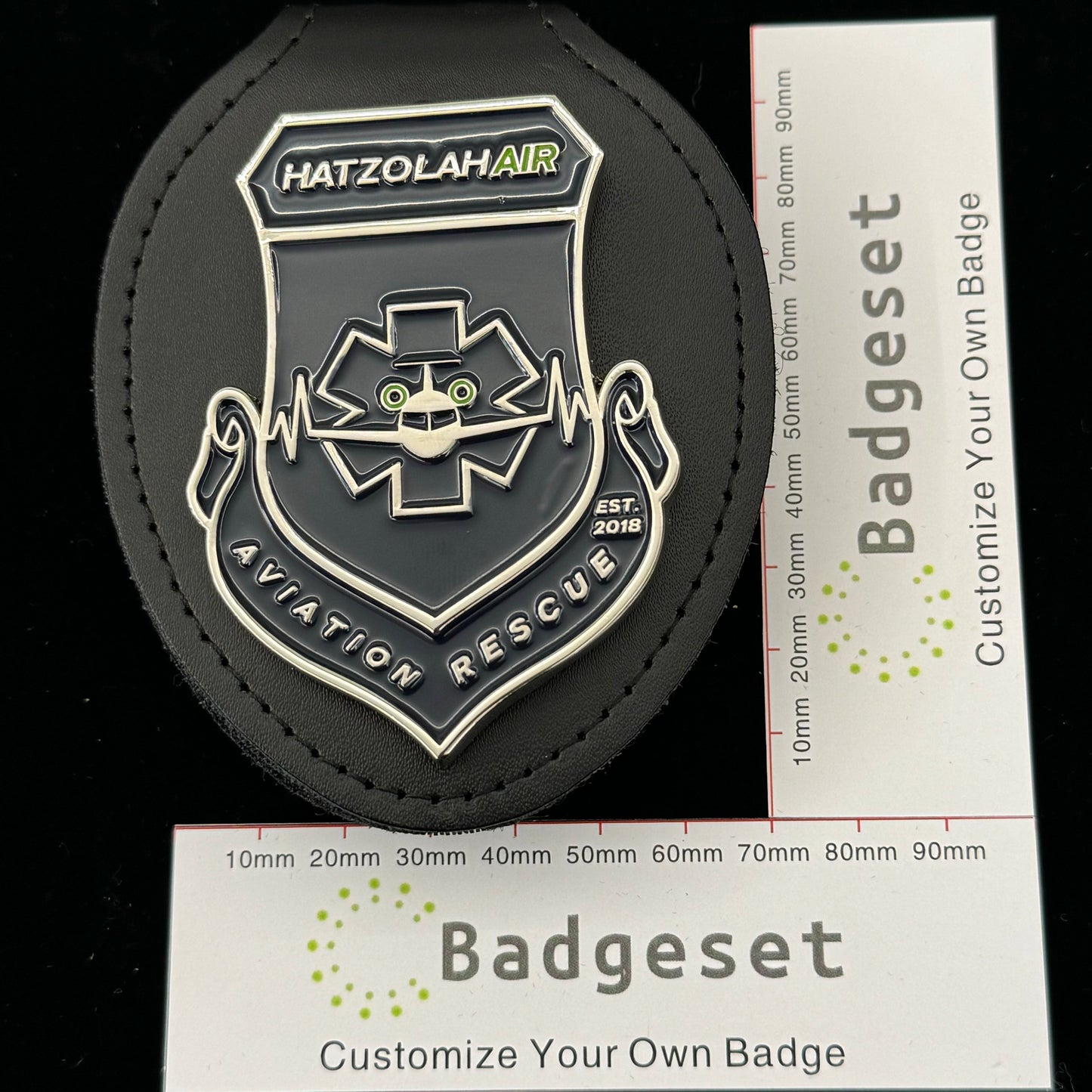 Insignias de utilería de la película HATZOLAHAIR AVIATION RESCUE