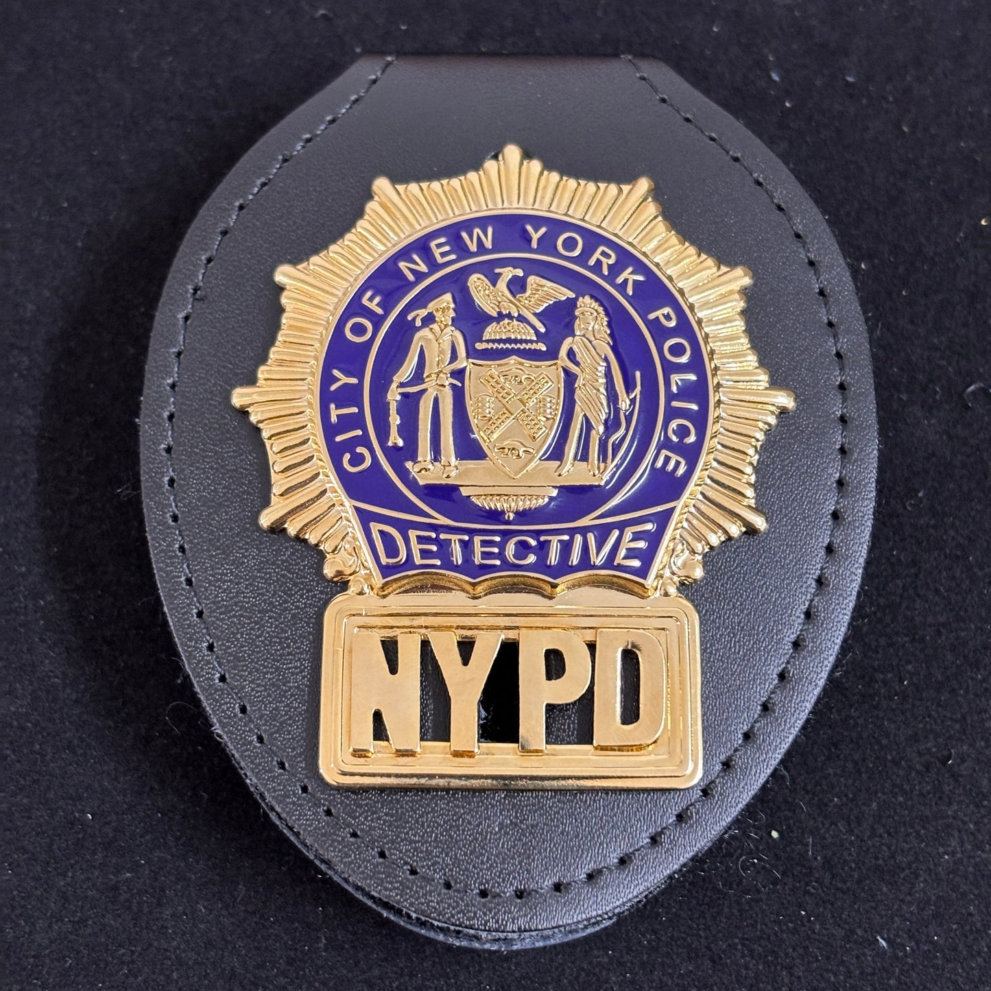 Replica del distintivo del detective della polizia di New York NYPD, oggetti di scena del film