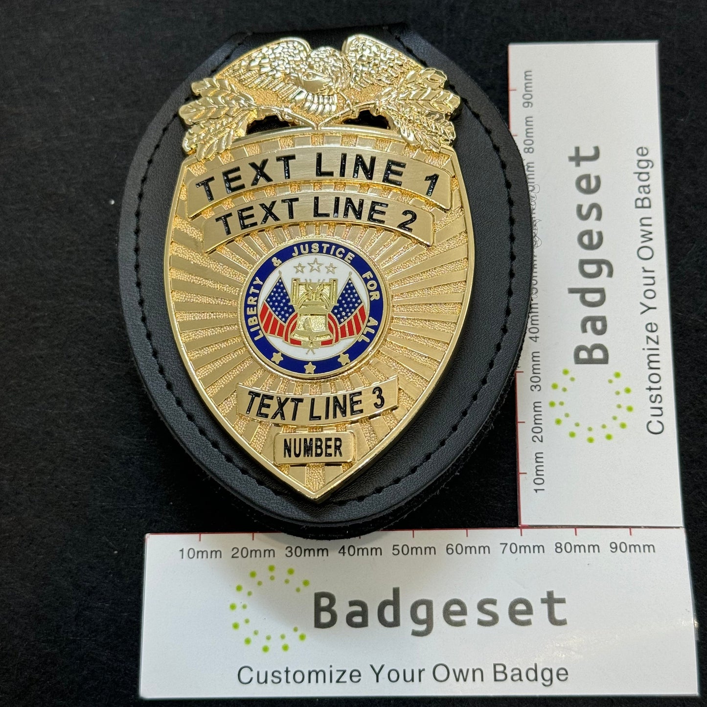 Customizable Badge BA40
