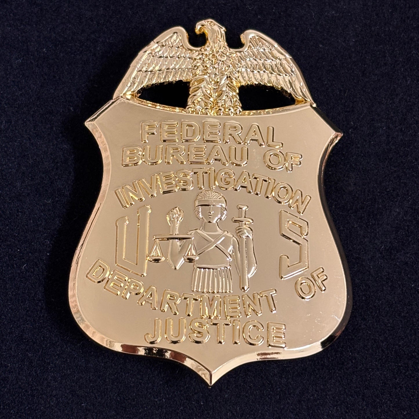 Replica del distintivo dell'FBI del Dipartimento di Giustizia - Oggetti di scena del film