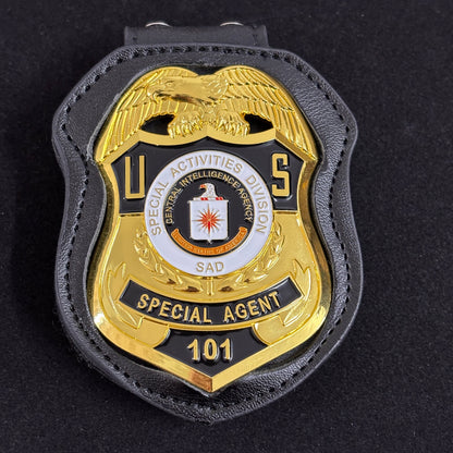 Replica del distintivo dell'agente speciale della Divisione Attività Speciali, oggetti di scena del film 101