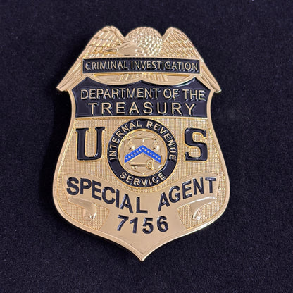 Replica del distintivo dell'agente speciale del Dipartimento di Investigazione Criminale del Tesoro, oggetti di scena del film n. 7156