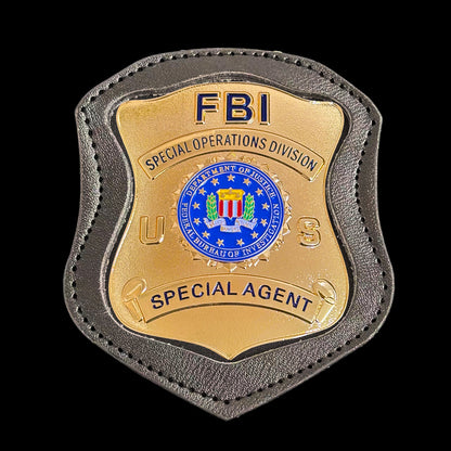 Replica del distintivo di oggetti di scena del film dell'agente speciale dell'FBI della Divisione Operazioni Speciali degli Stati Uniti