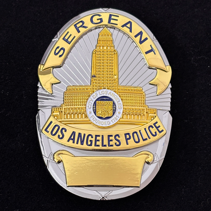 Replica del distintivo dell'ufficio di polizia del sergente di Los Angeles LAPD, oggetti di scena del film, numero personalizzabile