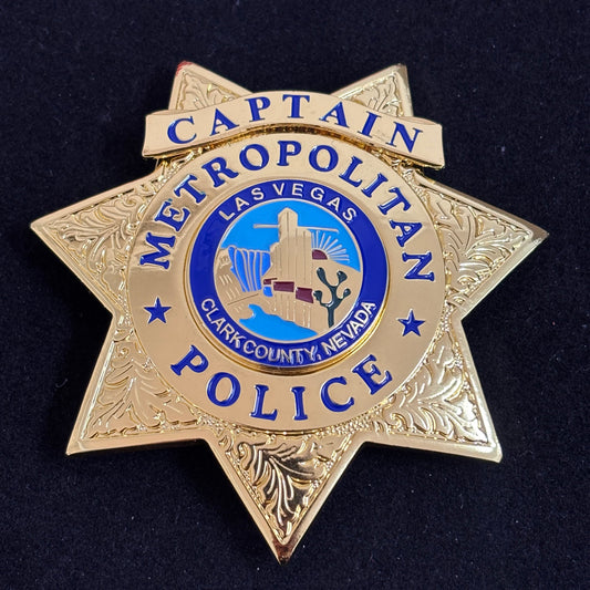 Replica del distintivo del capitano della polizia metropolitana di Las Vegas, oggetti di scena del film