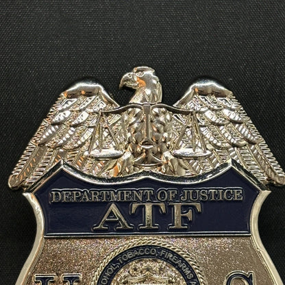 Replica del distintivo da ufficiale della task force ATF TFO degli Stati Uniti: oggetto di scena cinematografico di alta qualità