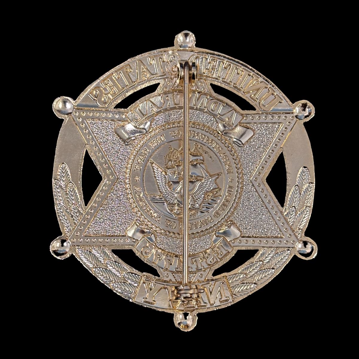 Replica del distintivo dell'ammiraglio del Dipartimento della Marina degli Stati Uniti, risalente al 1775, oggetti di scena del film 