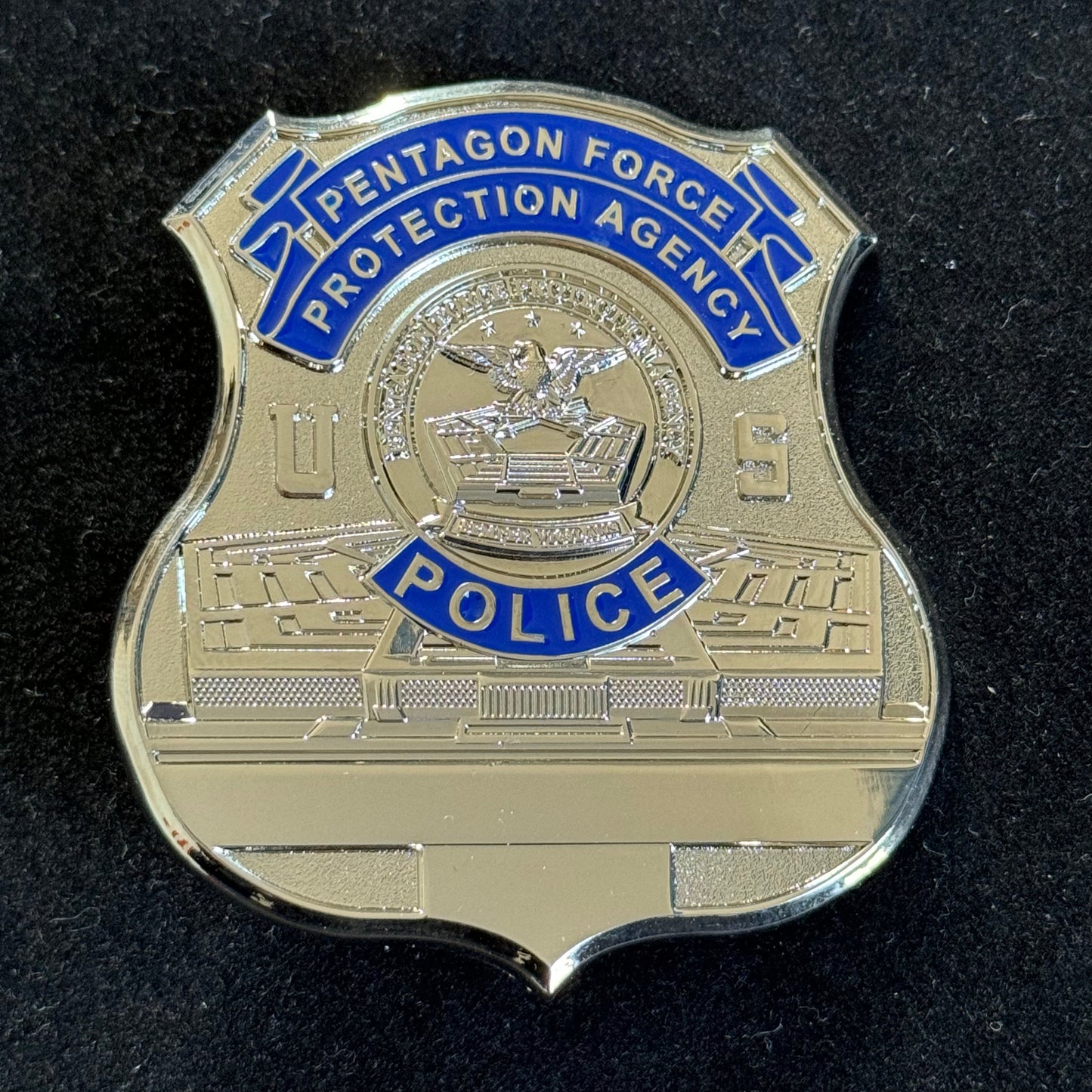 Replica del distintivo personalizzabile degli oggetti di scena del film della polizia dell'Agenzia per la protezione delle forze dell'ordine del Pentagono degli Stati Uniti 