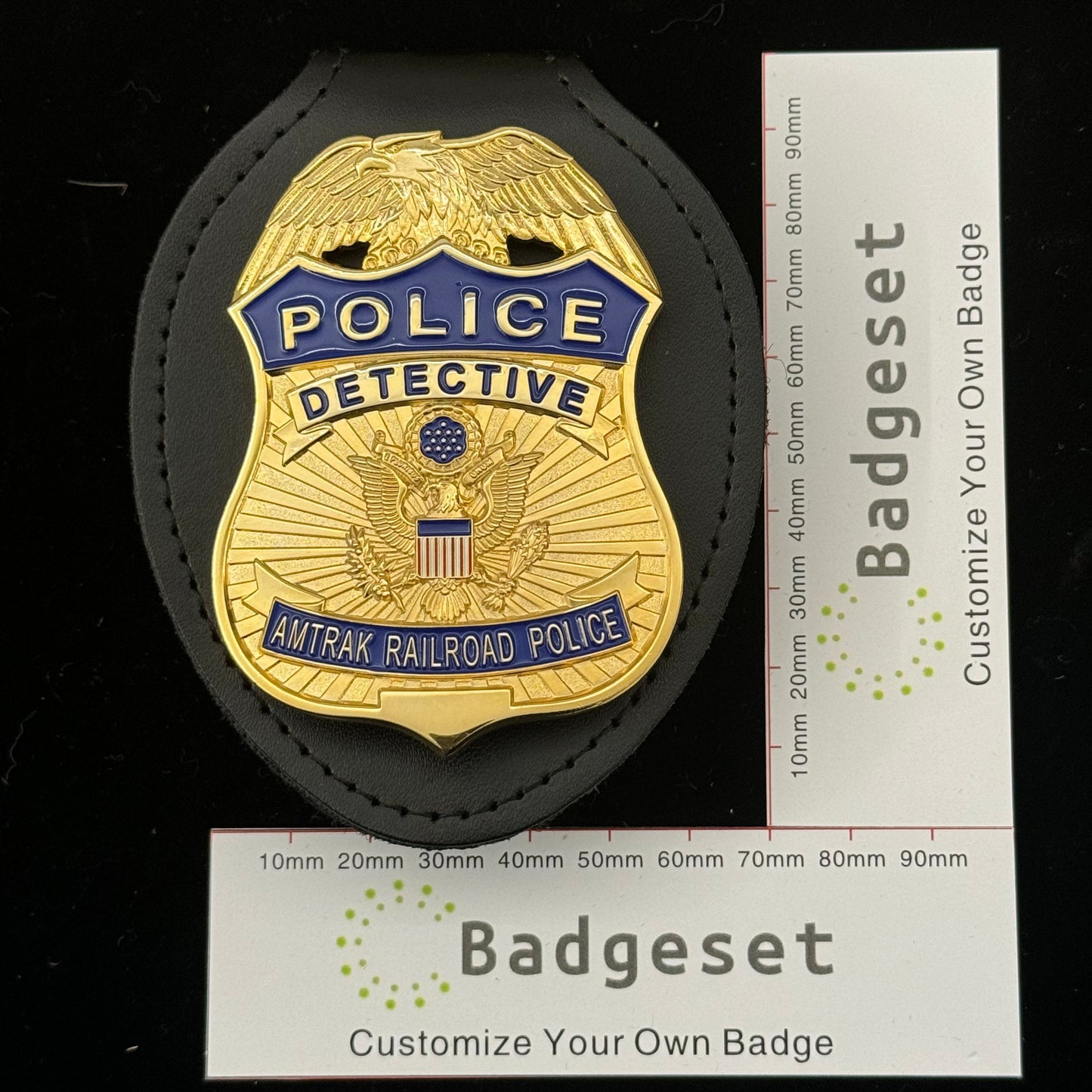 Replica del distintivo della polizia ferroviaria APD, oggetti di scena del film