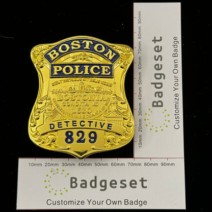 Distintivo da detective della polizia di Boston con numero 829 