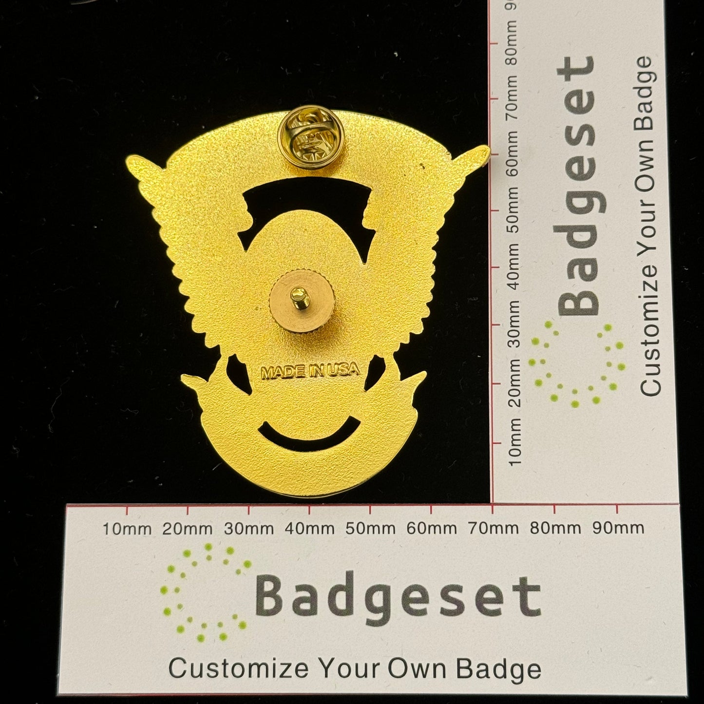 Distintivo da agente di polizia motorizzato, oggetti di scena del film