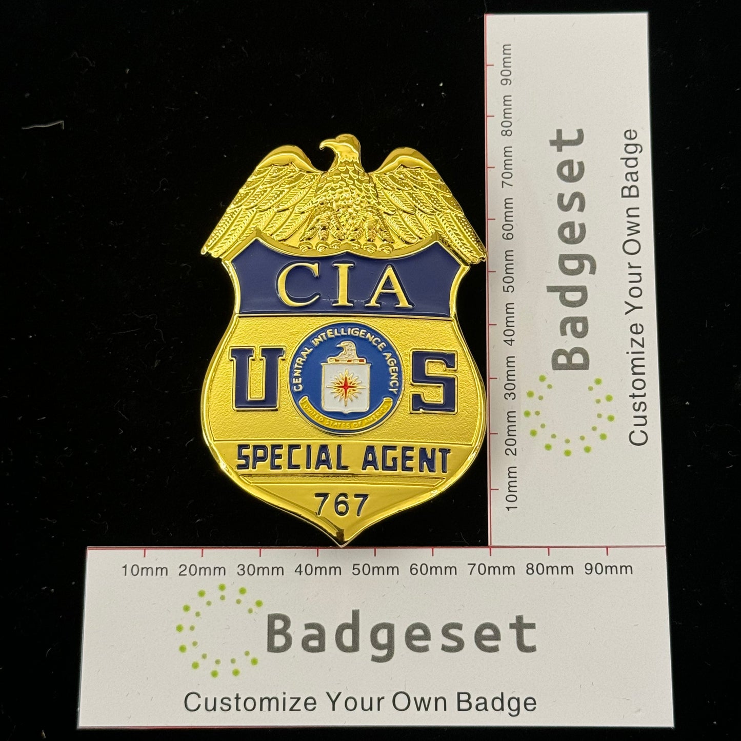 Distintivo cinematografico della CIA degli Stati Uniti: agente speciale Prop 767