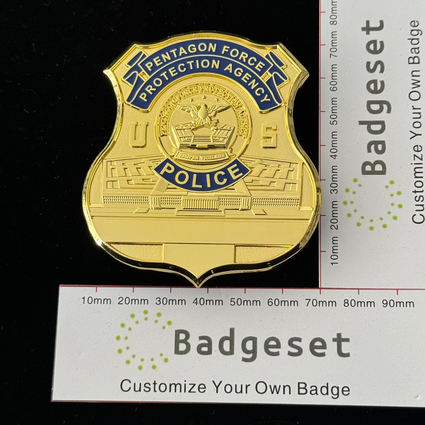 Replica del distintivo personalizzabile degli oggetti di scena del film della polizia dell'Agenzia per la protezione delle forze dell'ordine del Pentagono degli Stati Uniti 