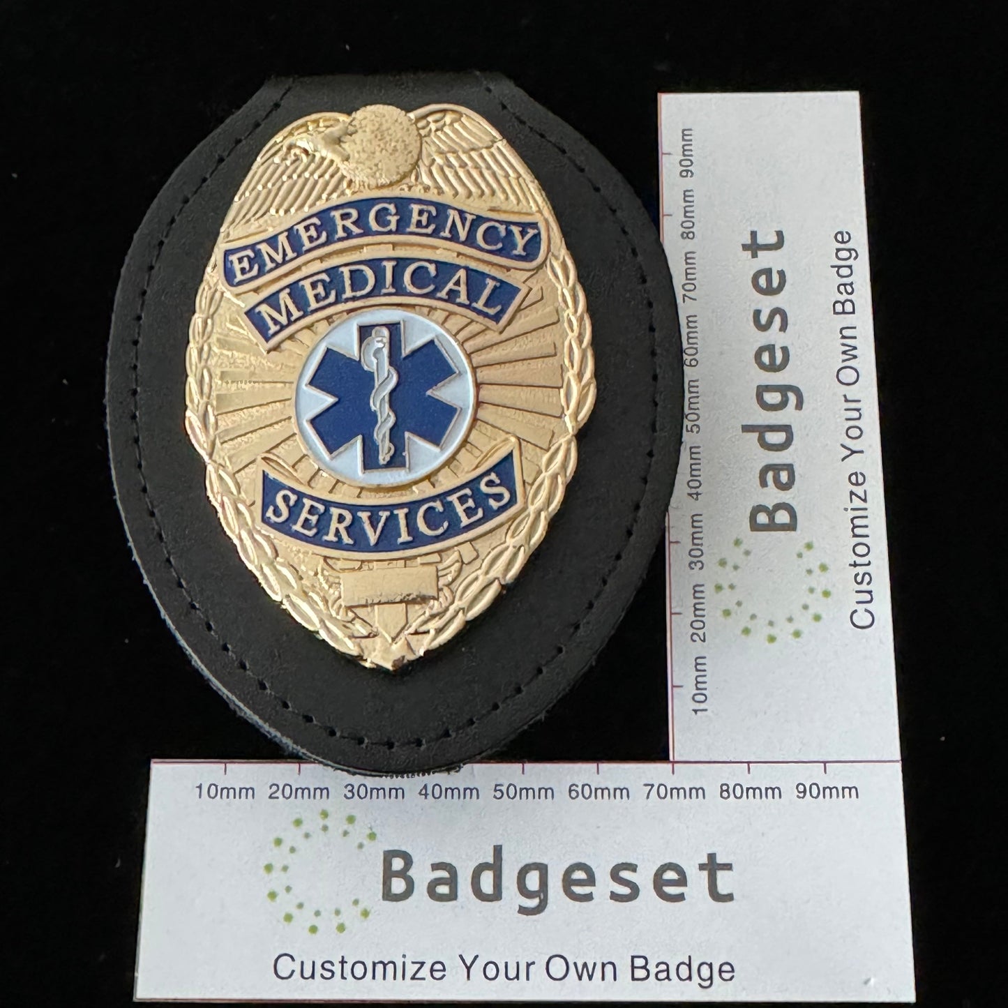 Replica del distintivo dei servizi medici di emergenza 