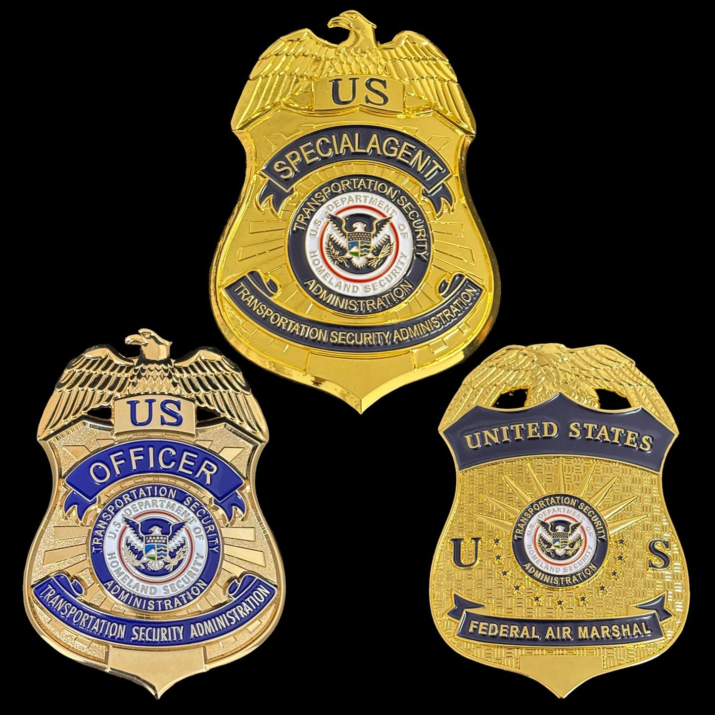3 repliche di distintivi della TSA della US Transportation Security Administration, oggetti di scena del film