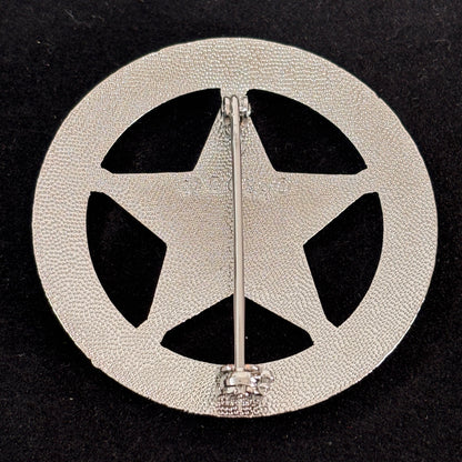 Replica del distintivo dell'agente di sicurezza "Integrità e orgoglio di servire" - Oggetti di scena del film