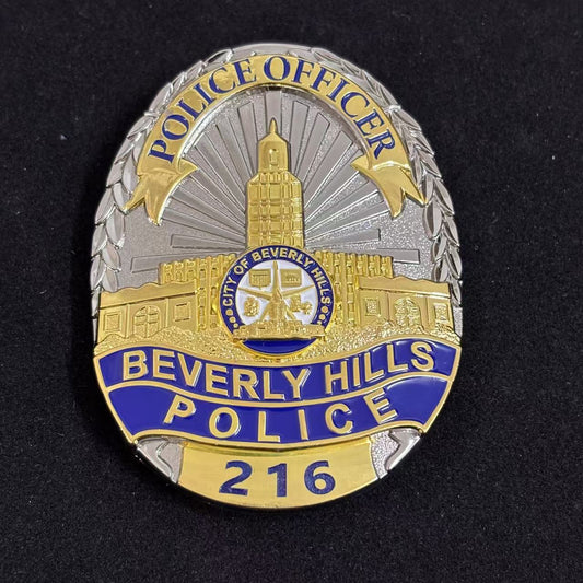 Replica del distintivo della polizia investigativa di Beverly Hills degli Stati Uniti con il numero 216, oggetti di scena del film