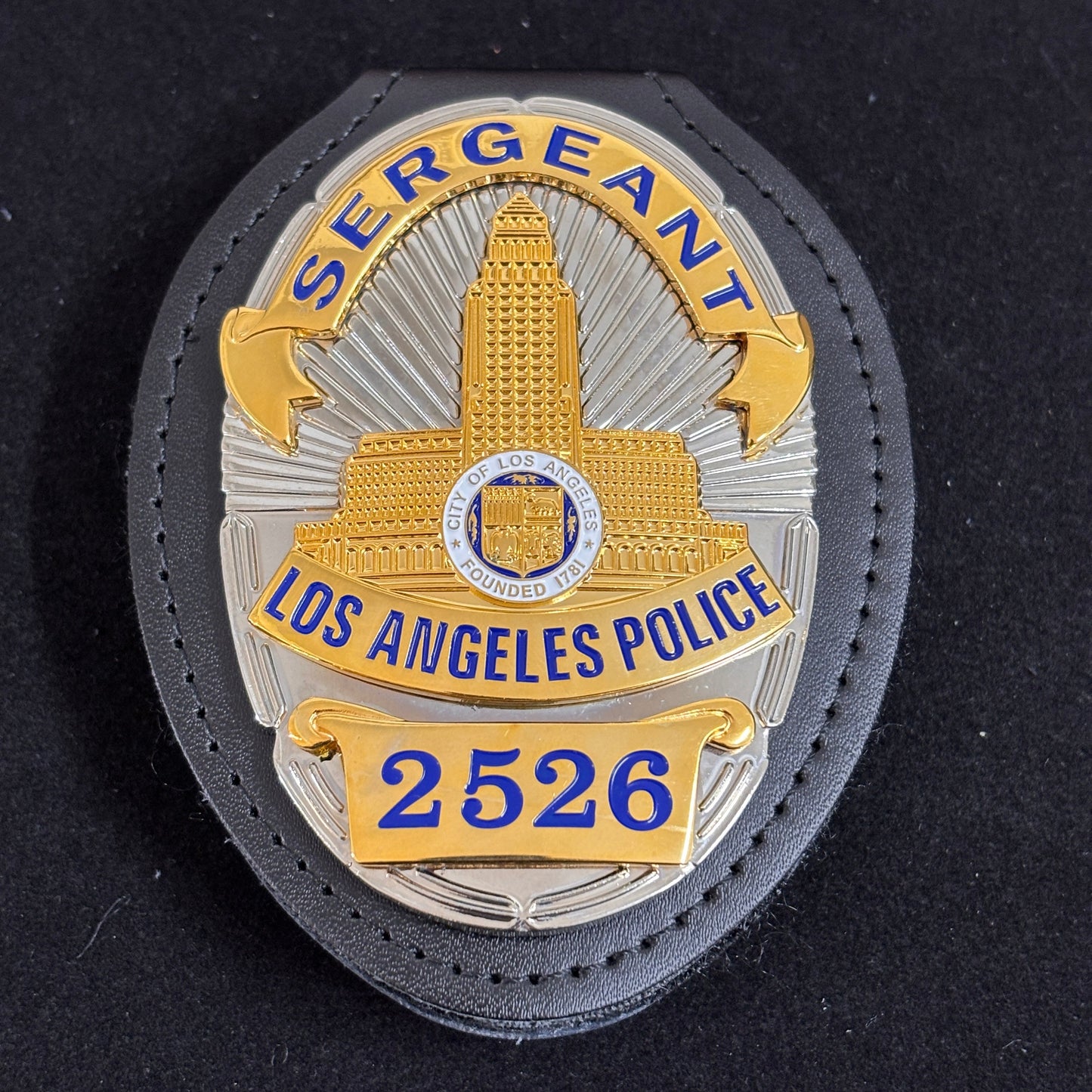 Replica del distintivo 2526 del sergente della polizia di Los Angeles LAPD, oggetti di scena del film